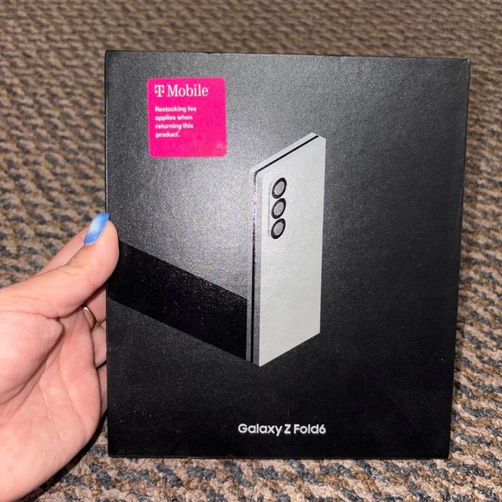 Samsung Galaxy Fold 6 - Picture 5 of 5